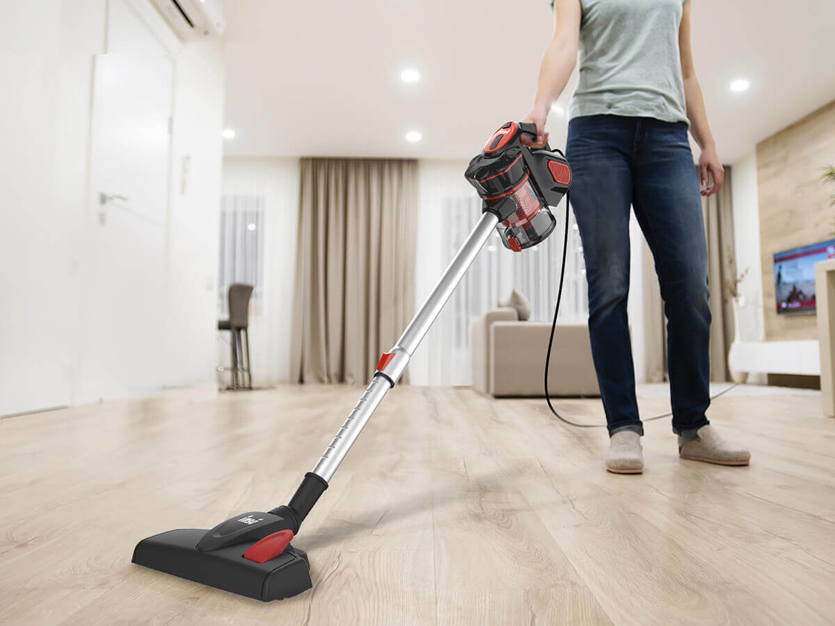 using inse i5 corded vacuum cleaner (inselife.com)
