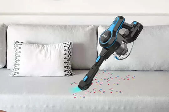 inse n5s lightweight cordless vacuum clean debris on sofa-inselife.com