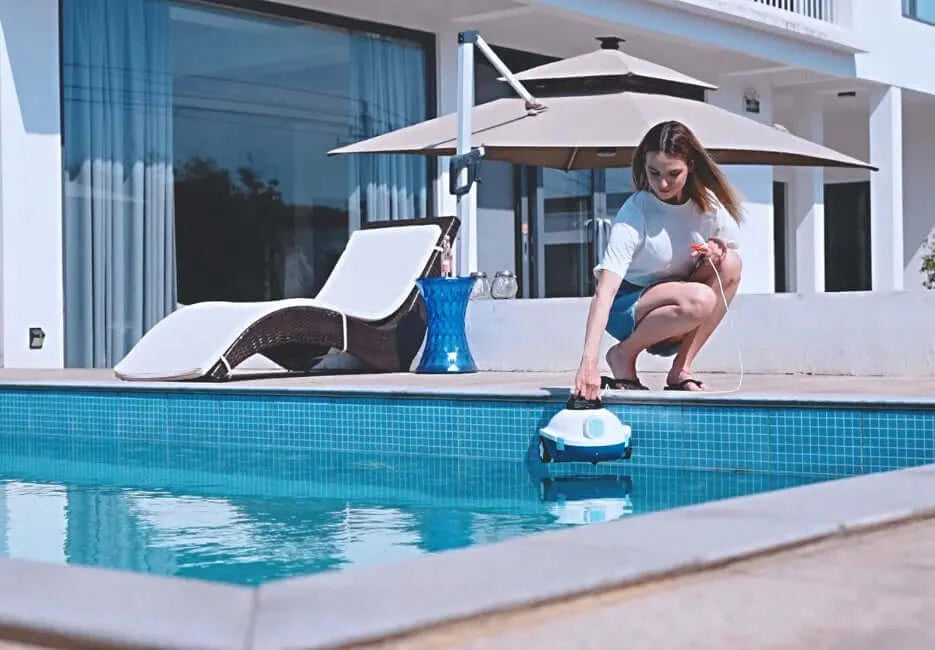 INSE Y10 Cordless Robotic Pool Cleaner, Automatic Pool Vacuum, 90 Mins  Runtime, Self-Parking, Powerful & Lightweight, IPX8 Waterproof, Ideal for  Flat